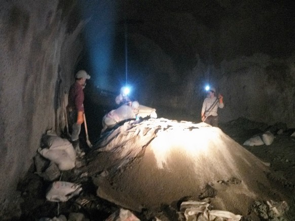 礦建三公司曹家灘項(xiàng)目部施工進(jìn)度再創(chuàng)新高