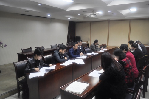 路橋分公司貫徹傳達(dá)建設(shè)集團干部大會精神