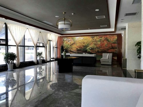 銅煤公司承建的漢中黎坪景區(qū)西流河酒店室內(nèi)裝飾裝修工程順利通過竣工驗收