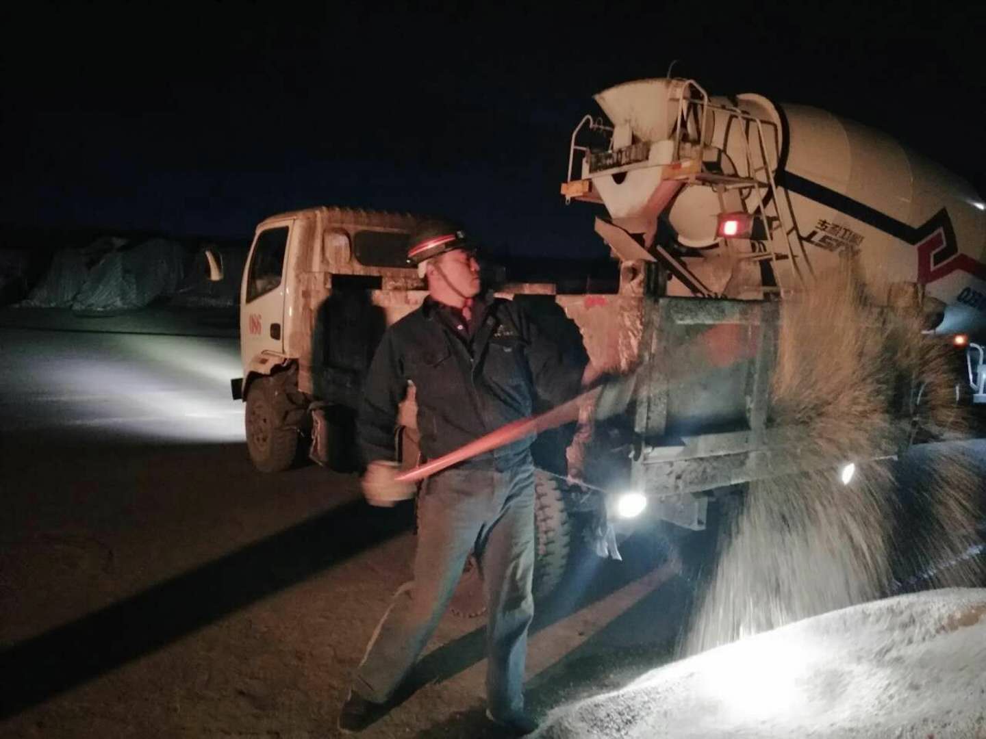 機電安裝公司黃陵項目部追趕超越進行時