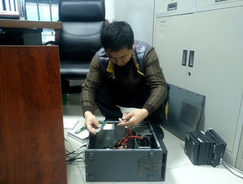 大秦置業公司辦公電腦維護升級出實招