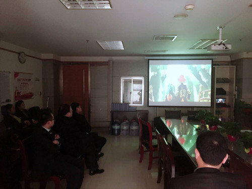 物資公司組織全體黨員觀看電影《建黨偉業》