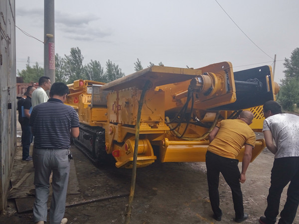 陜煤建設(shè)掘進公司:驗收機電設(shè)備為紅柳林項目部安全生產(chǎn)保駕護航