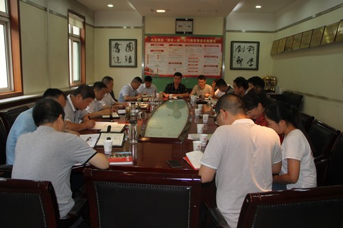 陜煤建設銅煤公司以上率下誦讀《梁家河》傳承延安精神