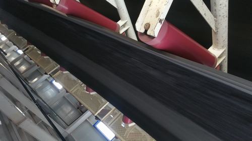 陜煤建設韓城分公司安裝三項目部小保當煤礦8004最終篩分車間至產品倉膠帶機工程順利投產