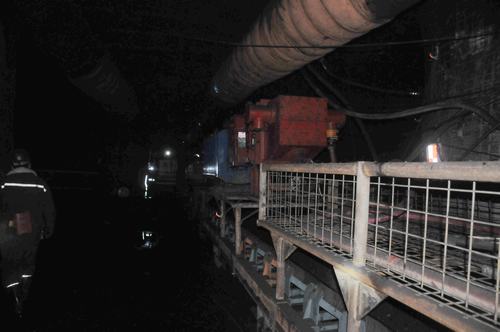 陜煤建設掘進公司: 27米! “掘進鐵軍”日進尺再創新高