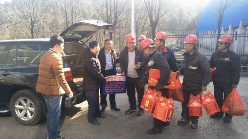 堅守崗位,我們一直在......