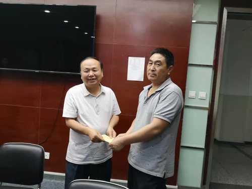 陜煤建設掘進公司：金秋傳遞希望  助學成就夢想