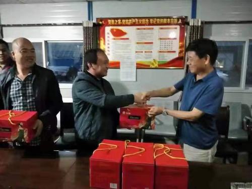 礦建二公司：月滿中秋，情暖人心