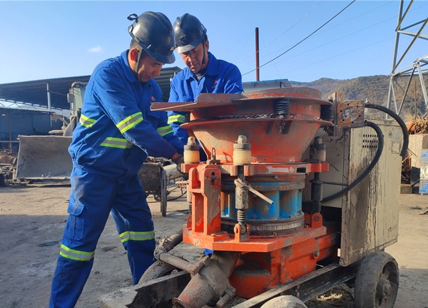 陜煤建設礦建三公司雙龍項目部開展機電設備全面“大體檢”