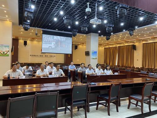 市場開發分公司舉行“高懸利劍 警鐘長鳴”專題觀影活動