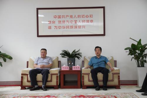 寧興剛、贠公法赴銅川礦業(yè)公司走訪交流棚戶區(qū)改造工程建設(shè)及后續(xù)工作