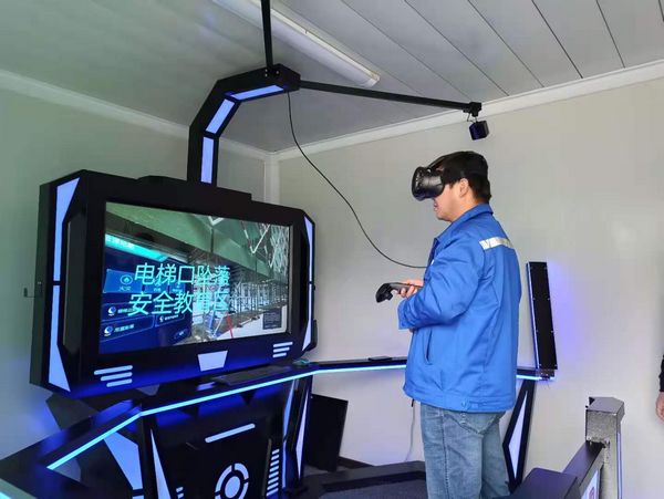 陜煤建設天工公司天工十五部“VR+安全生產”體驗活動正在進行
