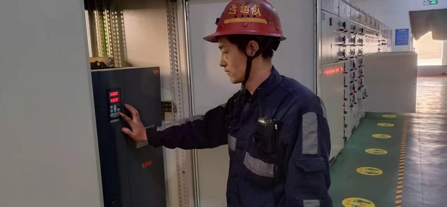 運維戰線上的急先鋒-----記陜煤建設洗選煤運營公司澄合山陽運營項目部檢修班班長李鵬