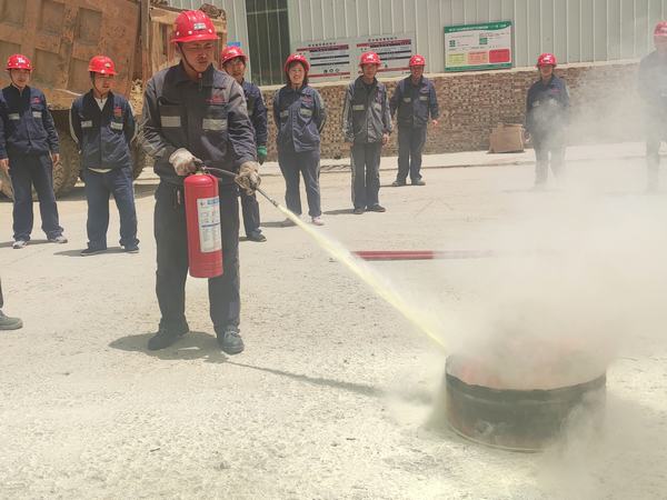 陜煤建設洗選煤運營公司銅川制沙運營項目部：消防演練促安全，防火意識記心間