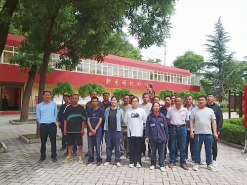 陜煤建設(shè)洗選煤運營公司銅川制沙運營項目部赴郭秀明紀(jì)念館開展“守初心 擔(dān)使命”學(xué)習(xí)教育