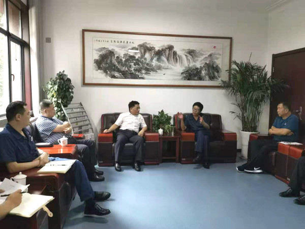 王明智、王寧赴陜鋼集團龍鋼公司座談交流