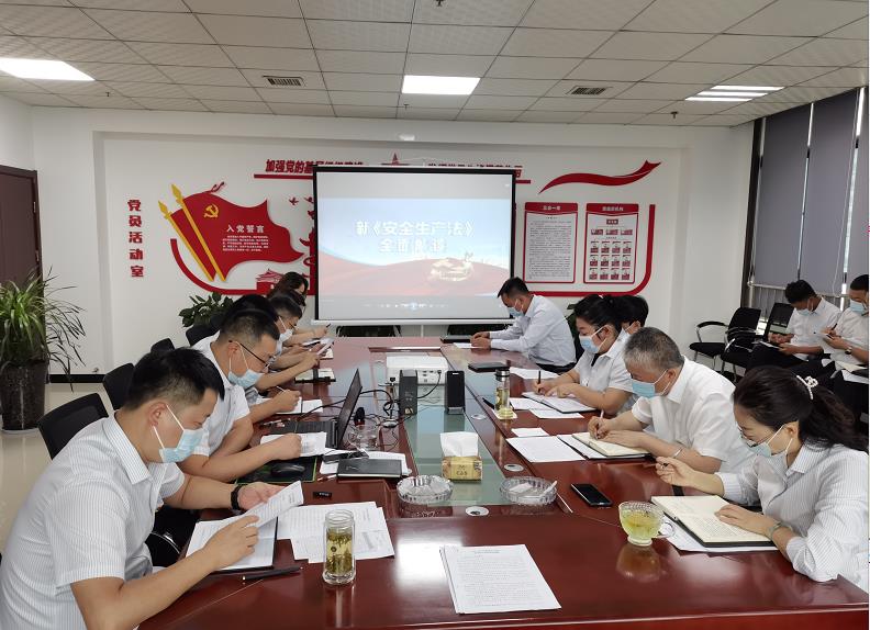 陜煤建設綠宇公司：開展“夯責任、抓落實、促管理”的文明環保主題活動