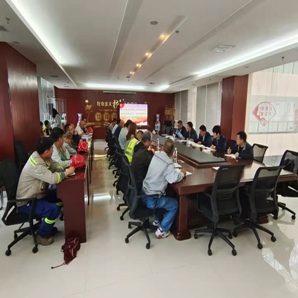 陜煤建設咸陽分公司承建的富平改擴建60萬噸/年水泥立磨粉磨系統項目試生產、質量驗收順利通過驗收