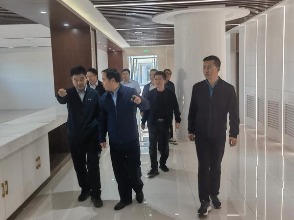 陜煤集團陜西鐵路物流集團黨委書記、董事長趙國智蒞臨靖神鐵路孟家灣站機輛中心檢查指導工作