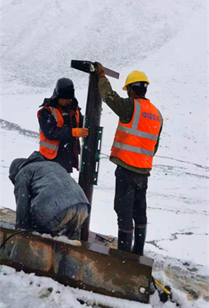 陜煤建設礦建三公司天山項目部：苦戰嚴寒 打響冬季施工攻堅戰