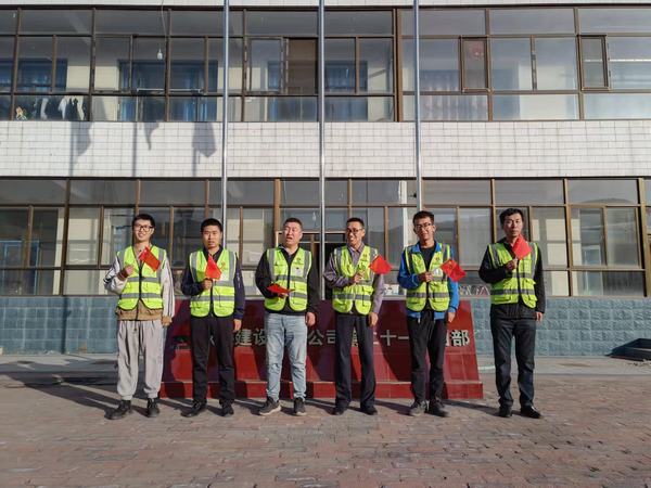 陜煤建設(shè)銅煤公司第二十一項(xiàng)目部以創(chuàng)建黨支部標(biāo)準(zhǔn)化建設(shè)為抓手推進(jìn)黨建與生產(chǎn)經(jīng)營(yíng)深度融合