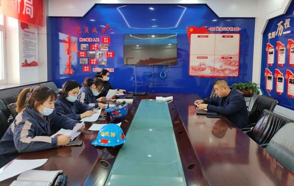 陜煤建設洗選煤運營公司紅柳林洗煤廠項目部：“靚”化庫房環境，“敲”好盈余算盤