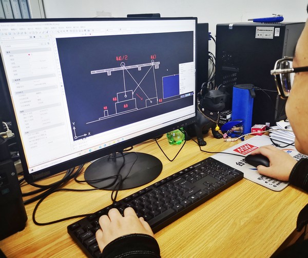 陜煤建設洗選煤運營公司左權洗煤廠項目部：更換篩籃趕生產 安全質量兩手抓