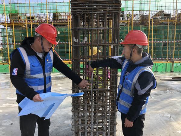 陜煤建設韓城分公司：“百安活動”  紅袖章在行動