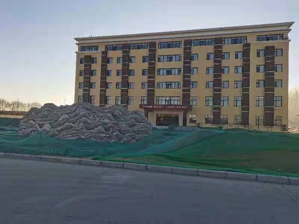 陜煤建設銅煤公司第八項目部承建的靖神鐵路孟家灣機輛中心項目順利通過竣工驗收并移交