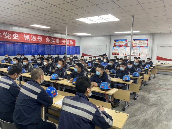 陜煤建設洗選煤運營公司紅柳林洗煤廠項目部：“三嚴實”打響“體檢診治”檢修戰