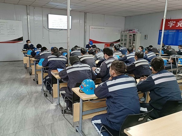 陜煤建設洗選煤運營公司紅柳林洗煤廠項目部：力求精細標準 力保生產安全