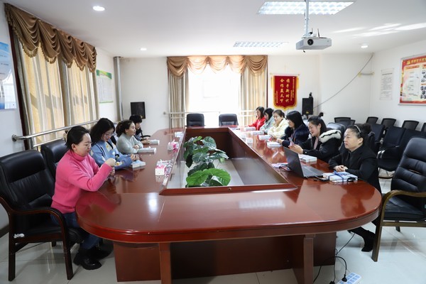 陜煤建設洗選煤運營公司積極開展“女職工維權月”活動