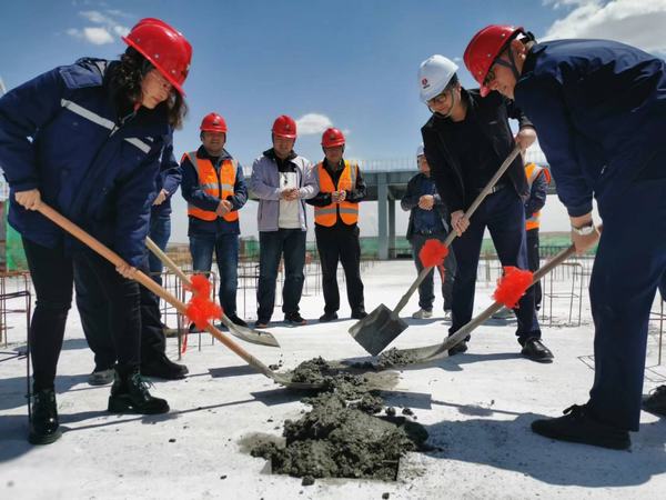 杭蕭綠色鋼結構產業制造基地倒班宿舍樓工程順利封頂