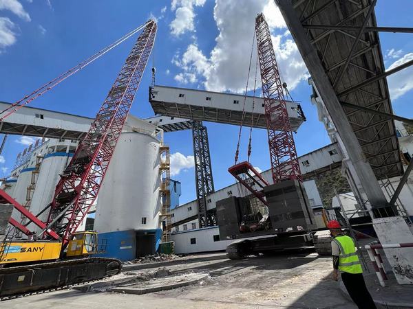 陜煤建設韓城分公司承建的張家峁礦101棧橋吊裝工程順利完成