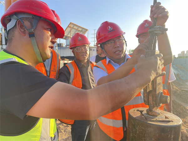 科創(chuàng)新城同慧運(yùn)動(dòng)公園項(xiàng)目經(jīng)理部“三強(qiáng)化”扎實(shí)推進(jìn)安全生產(chǎn)大檢查