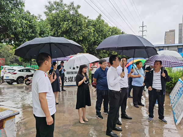 涇陽縣縣長郝瑞耀一行蒞臨涇陽縣西城保障房項目對防汛工作檢查指導