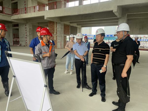 陜西秦銘鑫地置業有限公司蒞臨渭南分公司北斗星基項目考察項目進展情況