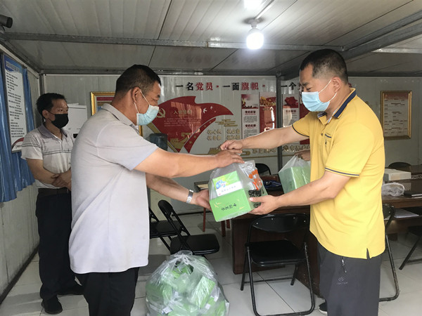 陜煤建設澄合分公司各單位全面發力做好防暑降溫工作