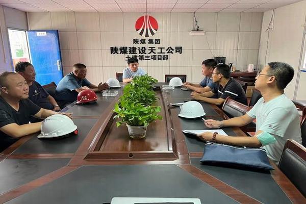 包頭市東河區住建局、包頭市東河區應急管理局深入陜煤建設天工公司中潤府一期項目檢查指導工作