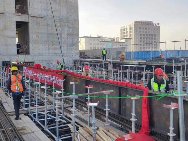 陜煤建設銅煤公司：基層項目部青年突擊隊“青”盡全力 澆筑熱土