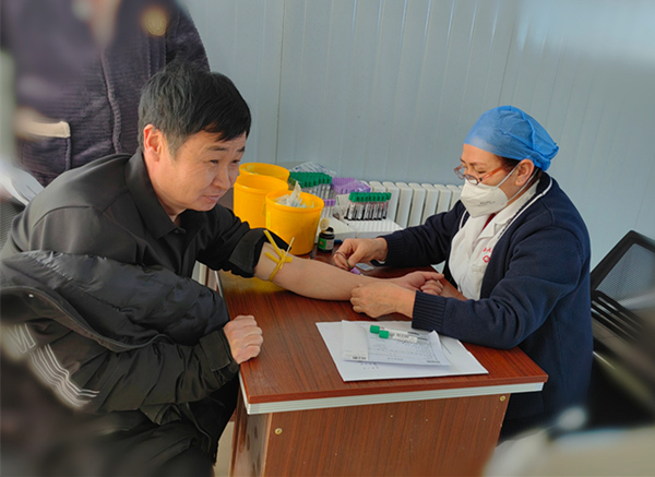 陜煤建設礦建三公司常態化健康監測為職工撐起“保護傘”