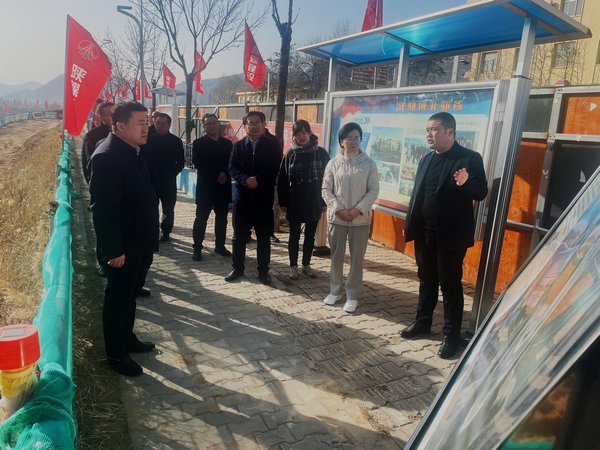 榆林市委組織部蒞臨陜煤建設(shè)路橋分公司綏德縣第二凈水廠項目檢查