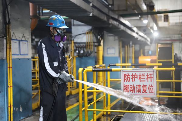 陜煤建設洗選煤運營公司紅柳林洗煤廠項目部：“三拳出擊”打好環保標準化“組合拳”