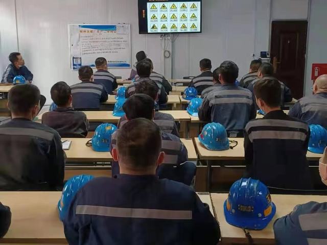 陜煤建設洗選煤運營公司紅柳林洗煤廠項目部：“多點齊發”為安全生產固本培元