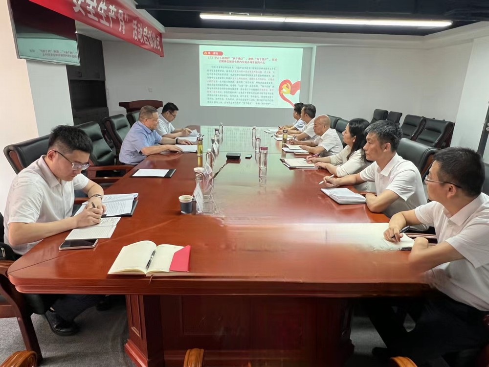 寧興剛在黨建聯系點開展主題教育宣講和講黨課