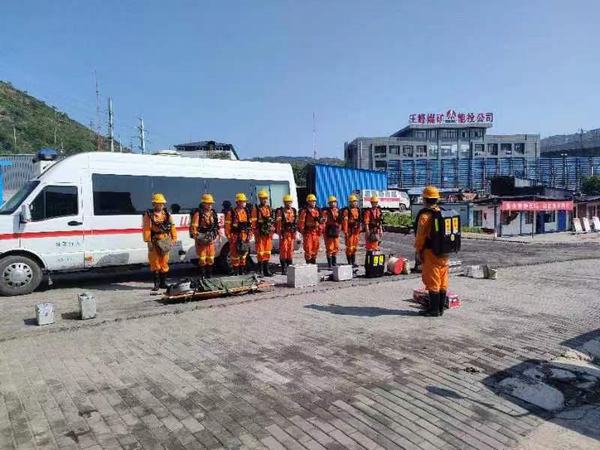 陜煤建設(shè)礦建二公司開展各類事故應(yīng)急救援演練活動(dòng)