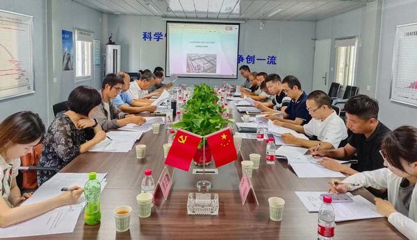 陜煤集團(tuán)專家組對陜煤建設(shè)天工公司承建的渭南陜煤啟辰項目一期工程進(jìn)行檔案預(yù)驗收