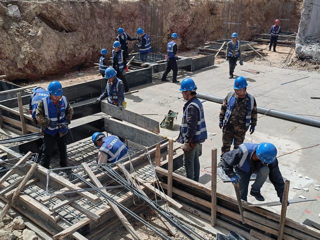 陜煤建設韓城分公司土建五項目部：拉起安全警戒線 開啟施工加速度