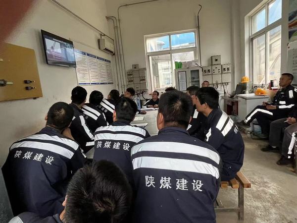 陜煤建設(shè)洗選煤運(yùn)營公司神渭蒲城運(yùn)營項(xiàng)目部: 以“汛”為令 聞“汛”而動 打好雨季“三防”主動仗